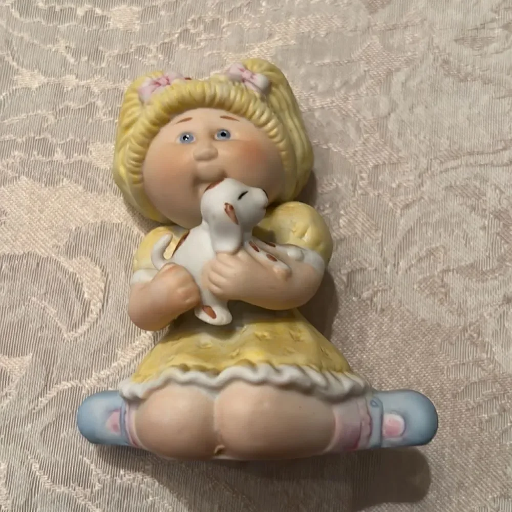 Vintage 1984 Cabbage Patch “special thoughts for special people” figurine EVC